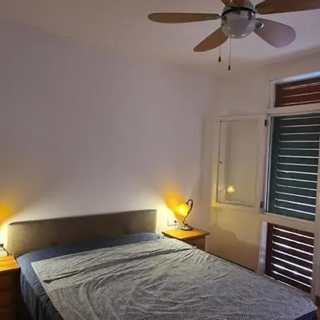 Aquavista En Tenbel-primavera דירה ארונה