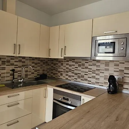 Aquavista - Tenbel Apartment *